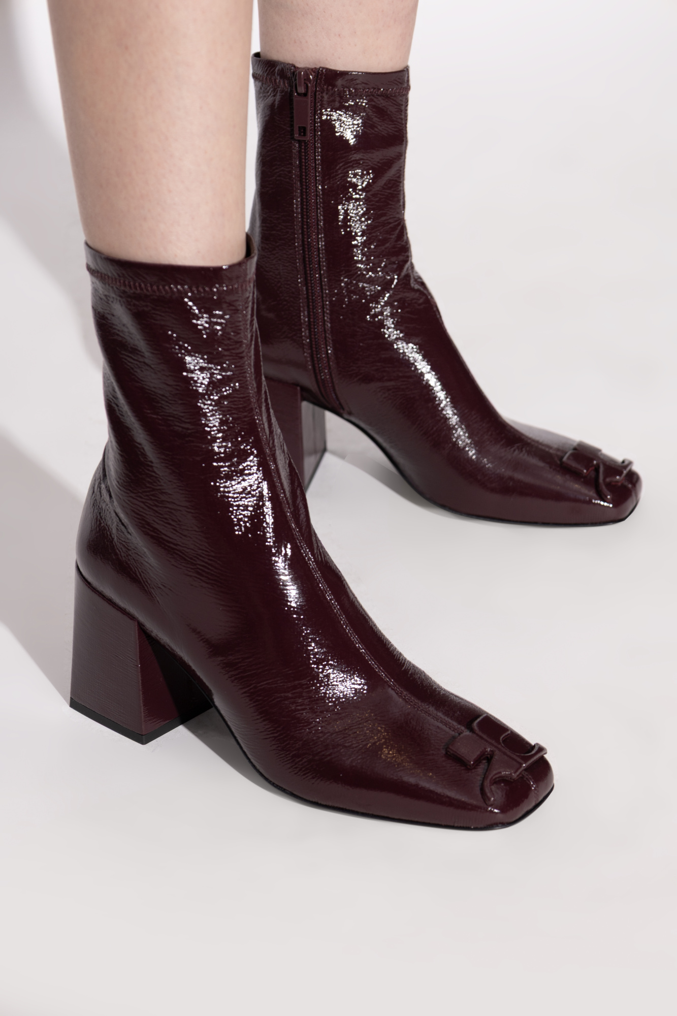ショートブーツ・ブーティ Reedition Ankle Boots - Courreges - Leather - Burgundy Burgundy Heeled ankle boots `Reedition` Courrèges - Vitkac AS